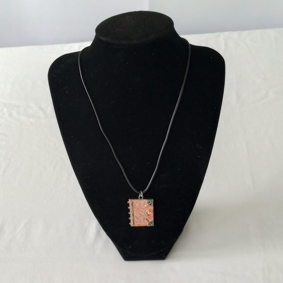NWOT  Halloween Sanderson Spell Book Necklace- - Picture 2 of 10